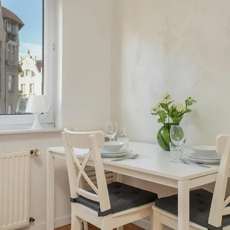 Modern Close To The Centre Of By Renters Апартаменти